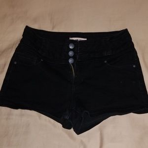 Blue Spice 5/6 Black Jean Shorts